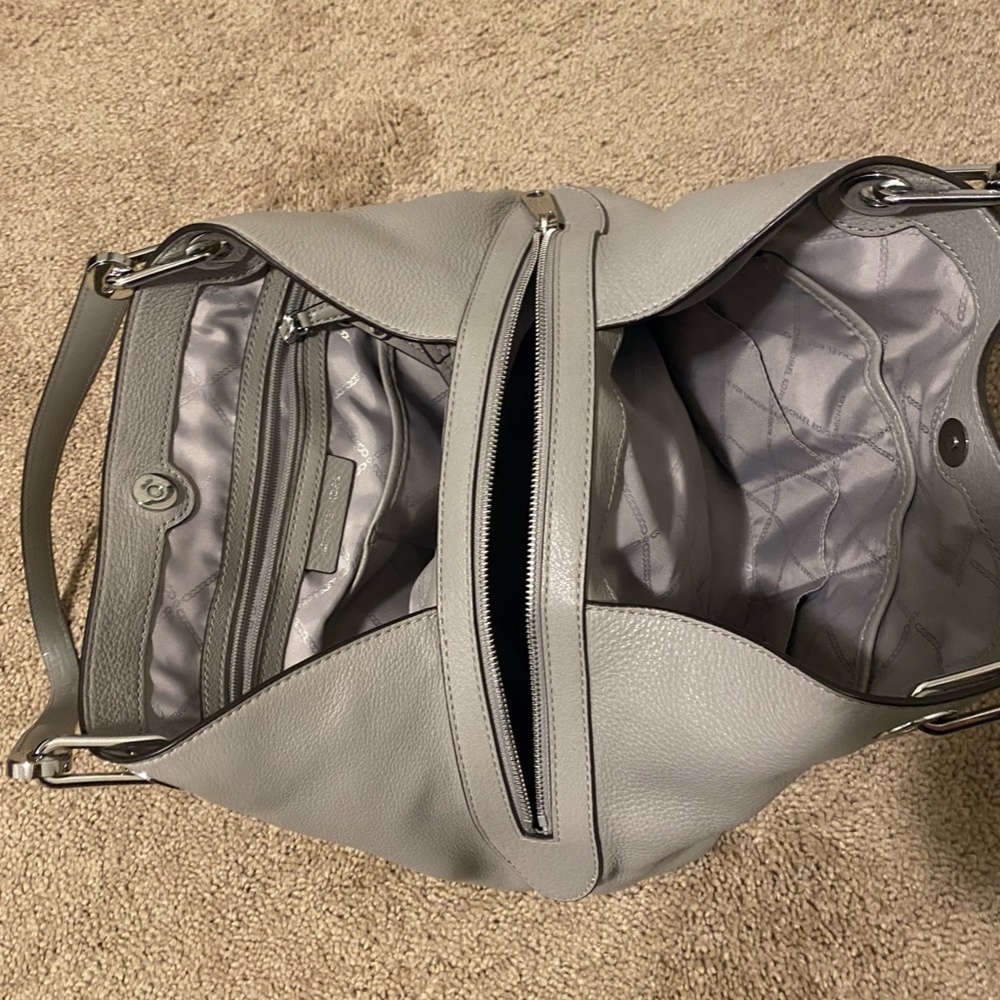 Michael Kors Raven Large Shoulder Tote - Picture 2 of 6